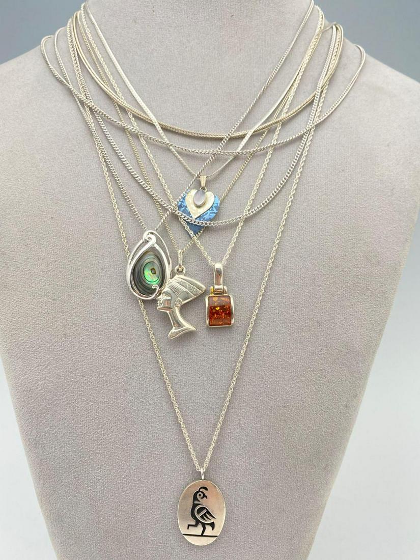 Sterling Silver Lot Of Chains And Pendants (1 of 17)