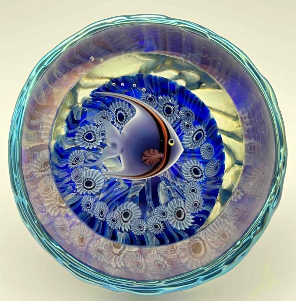 Daniel Salazar Lundberg Angelfish Art Glass Paperweight (1 of 9)