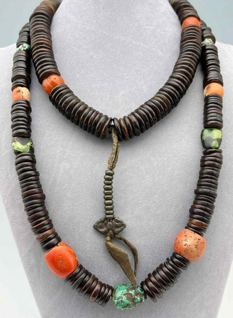 Chinese Beaded Necklace from Taiwan, Including Coral (1 of 11)