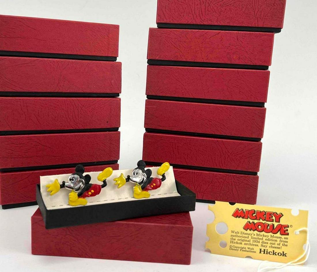 Vintage Mickey Mouse Cufflinks with Original Packaging (1 of 13)