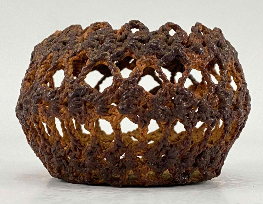 Sailor's Folk Art Nautical Rope Knot Basket (1 of 11)