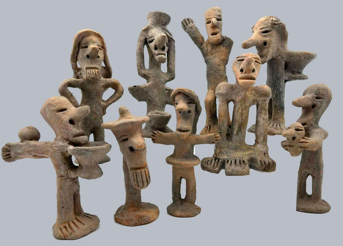 Collection Of Nine Pre-Columbian Style Mexican Terra Cotta Figures (1 of 19)