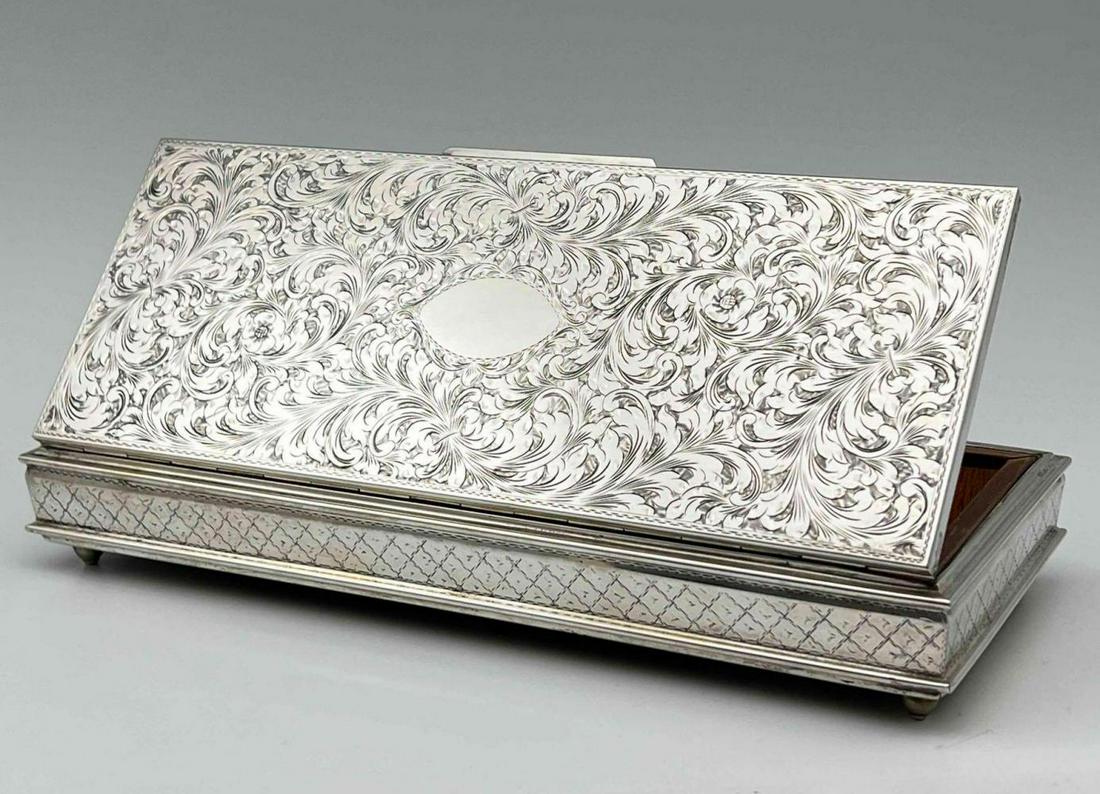 Antique Silver Cigarette Box With Wood Lining And Engraved Floral Design (1 of 18)