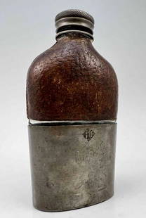 Civil War Hip Flask: Civil War Era Hip Flask. Marked WT Fry Co. Approximately 5.625 H x 2.75 W x 1.5 D Inches. Direct provenance, part of the Richard Carter Collection..Handed down directly through his family, These items