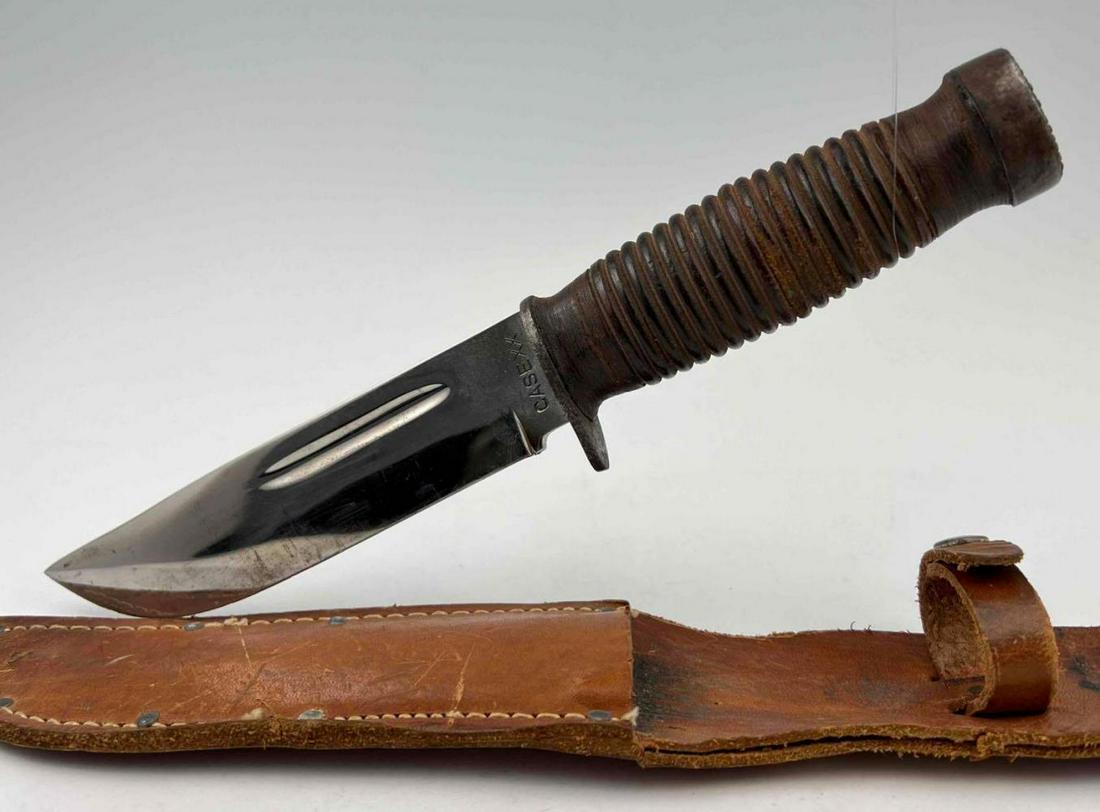 WWII Military Case XX 611 Bowie Knife (1 of 17)