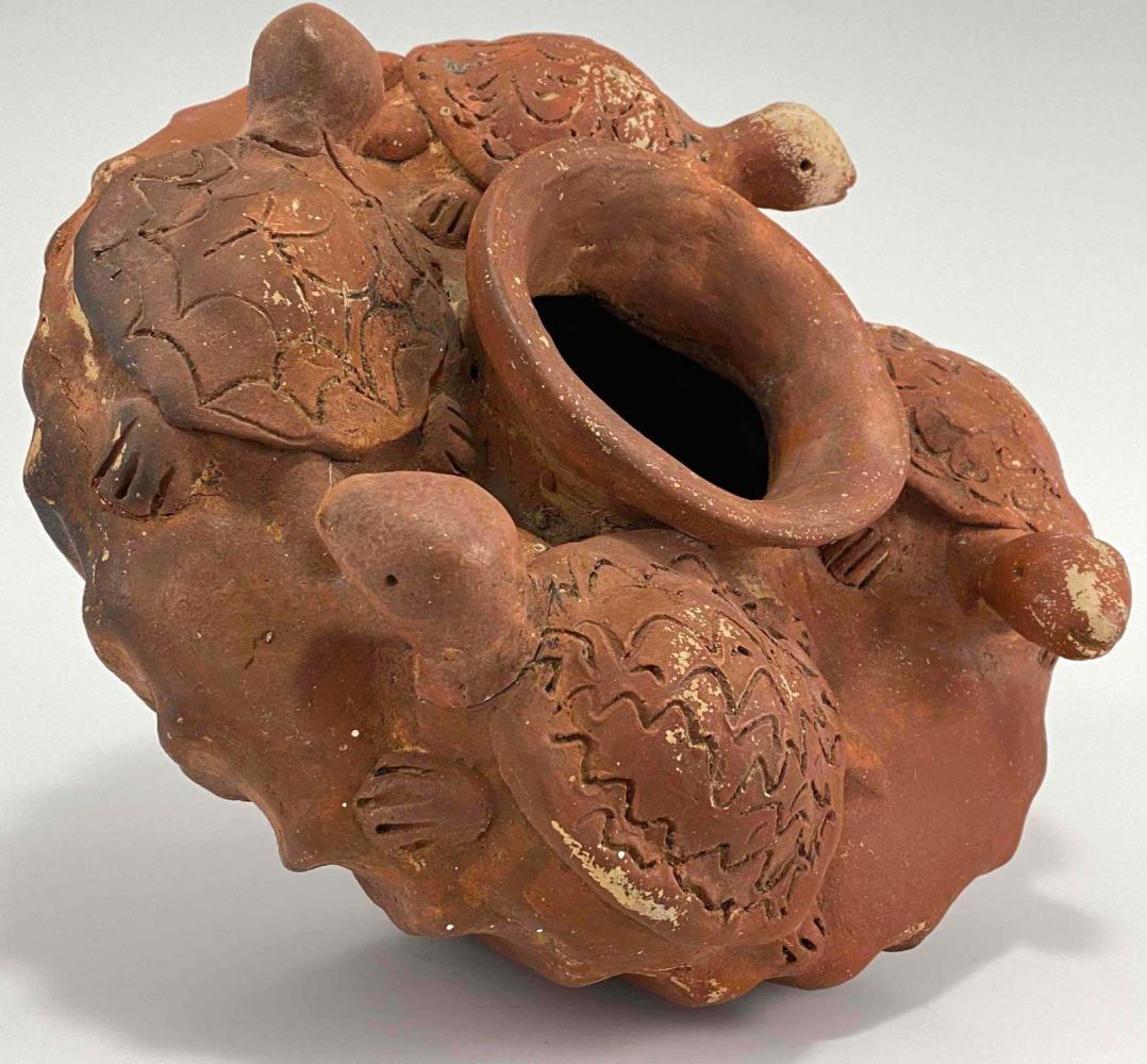 Vintage Mexican Ceramic Planter With Turtle Figure Decoration (1 of 20)