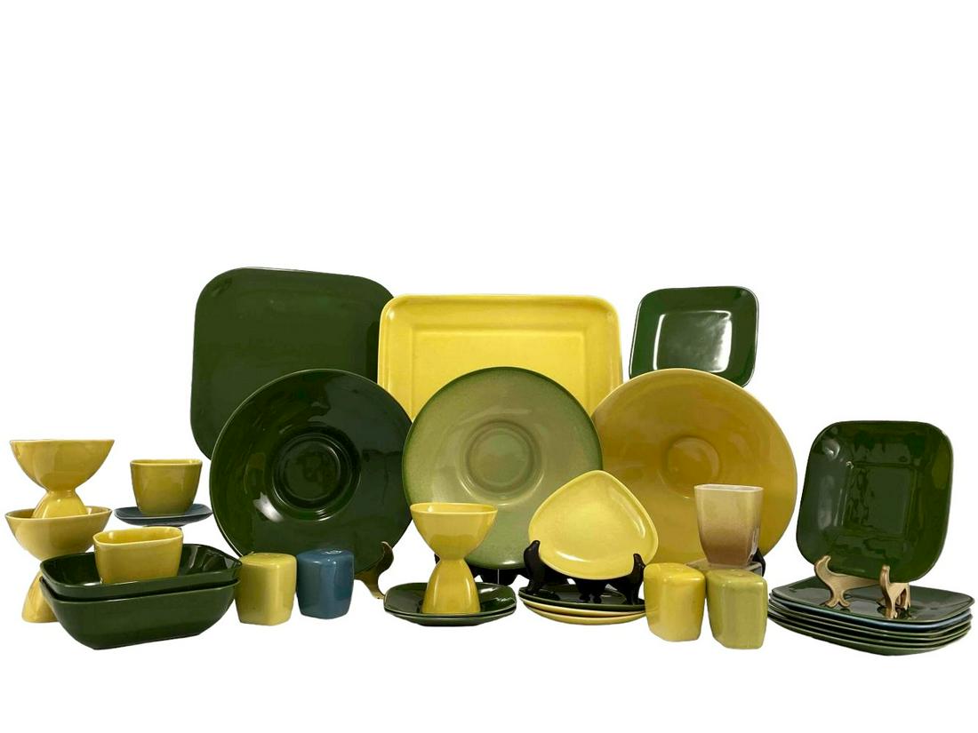 31 Pieces California Campo Porcelain, Capitola California (1 of 17)