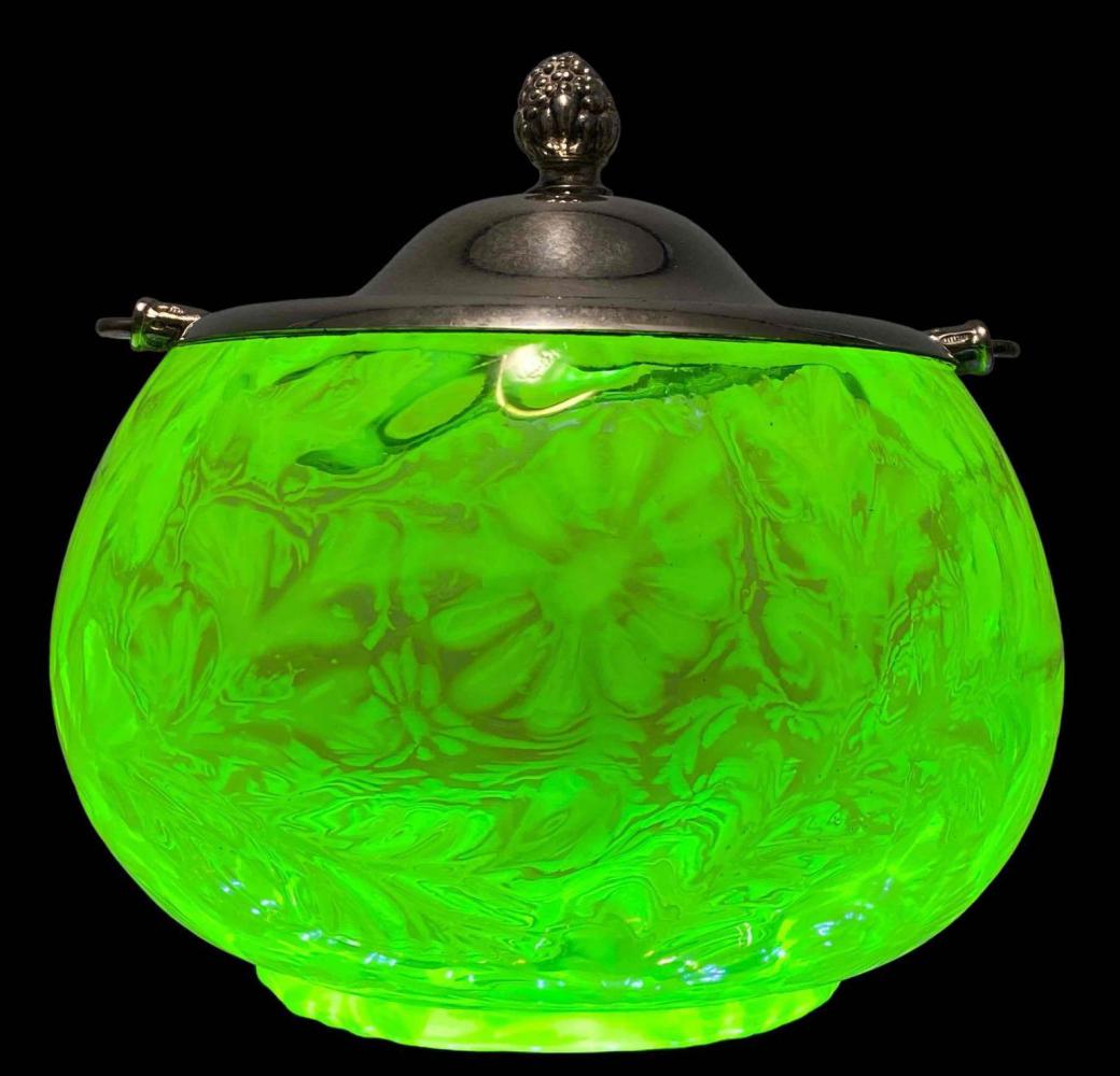 Fenton Uranium Glass Daisy And Fern Art Glass: Fenton Uranium Glass Daisy And Fern Art Glass And Silver Plate Lidded Bowl. Lid Marked Silverplated Made In Canada. Approximately 5.75W x 6.25H in.