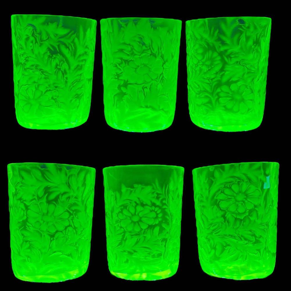 6 Fenton Uranium  Glass Daisy And Fern Art Glass Tumblers (1 of 13)