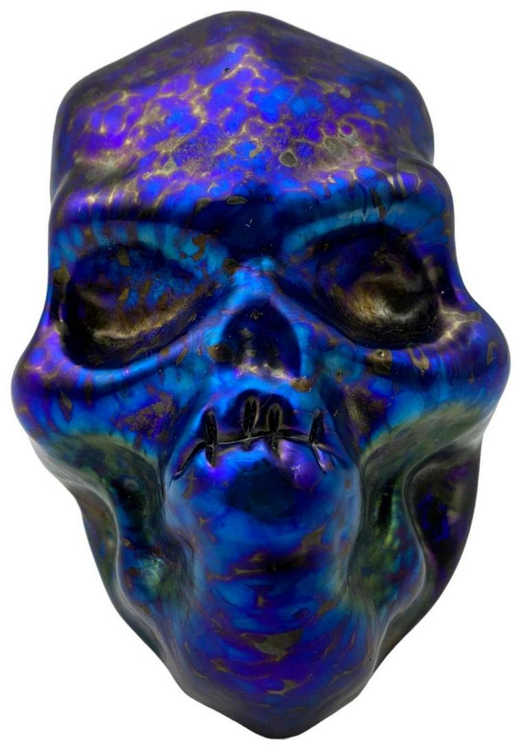 David Salazar Art Glass Skull: David Salazar Art Glass Skull. Signed David P. Salazar 10 21. Approximately 3.0L x 2.0W x 1.25D in.