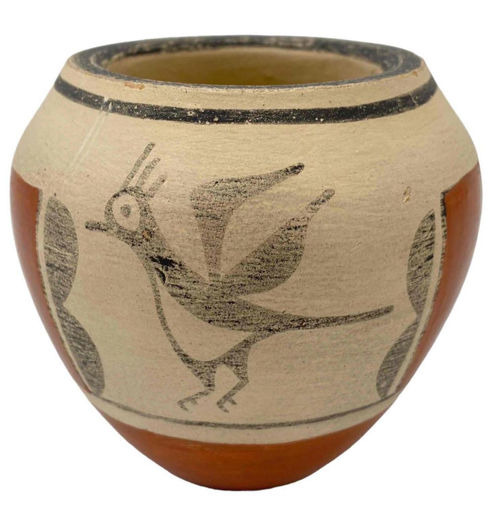 Native American Kewa Pueblo Polychrome Zia Pottery Pot (1 of 10)