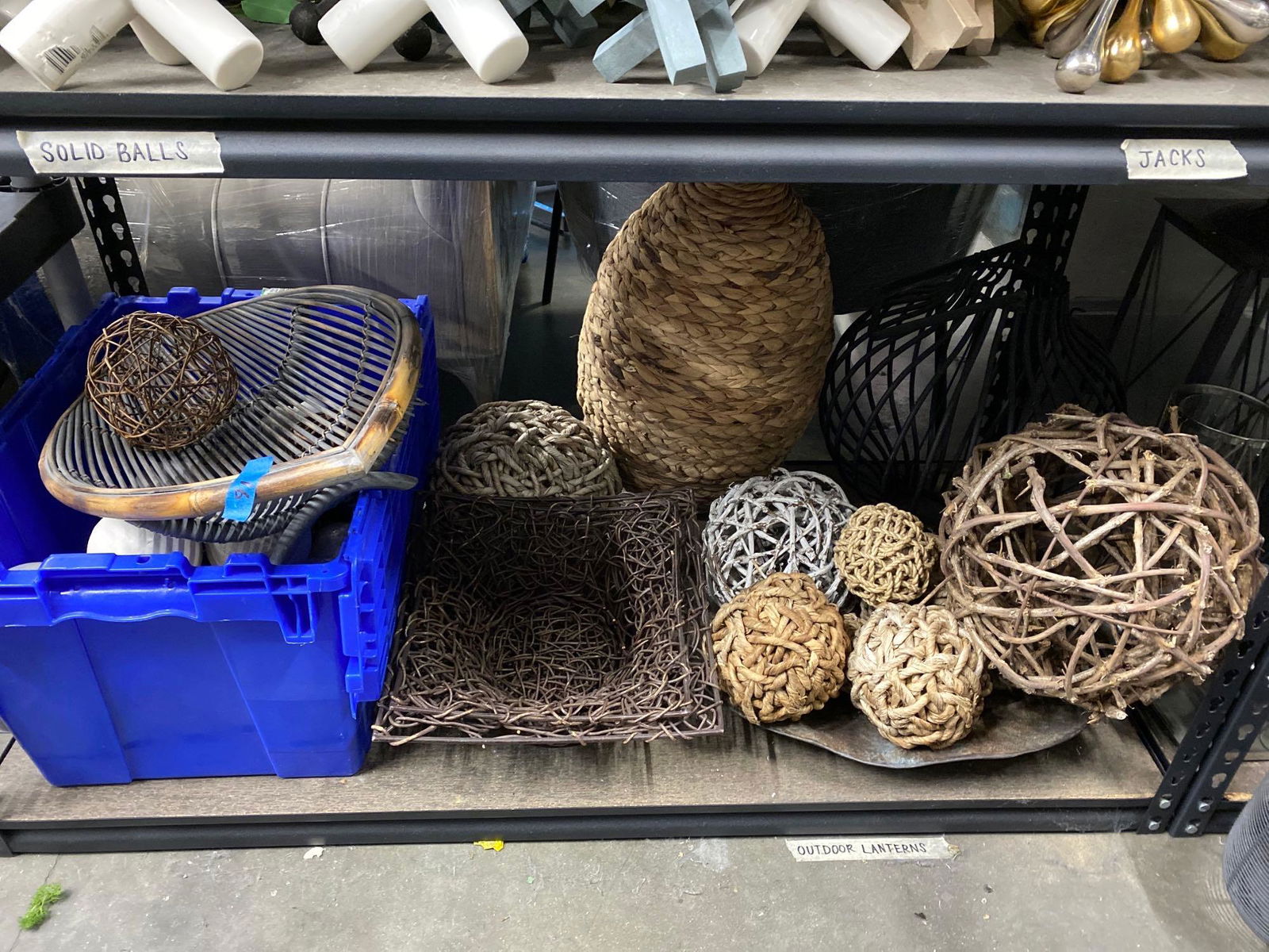 Bottom shelf decorative Items, baskets (1 of 4)