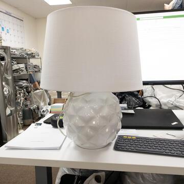 Bella Table Lamp (1 of 3)