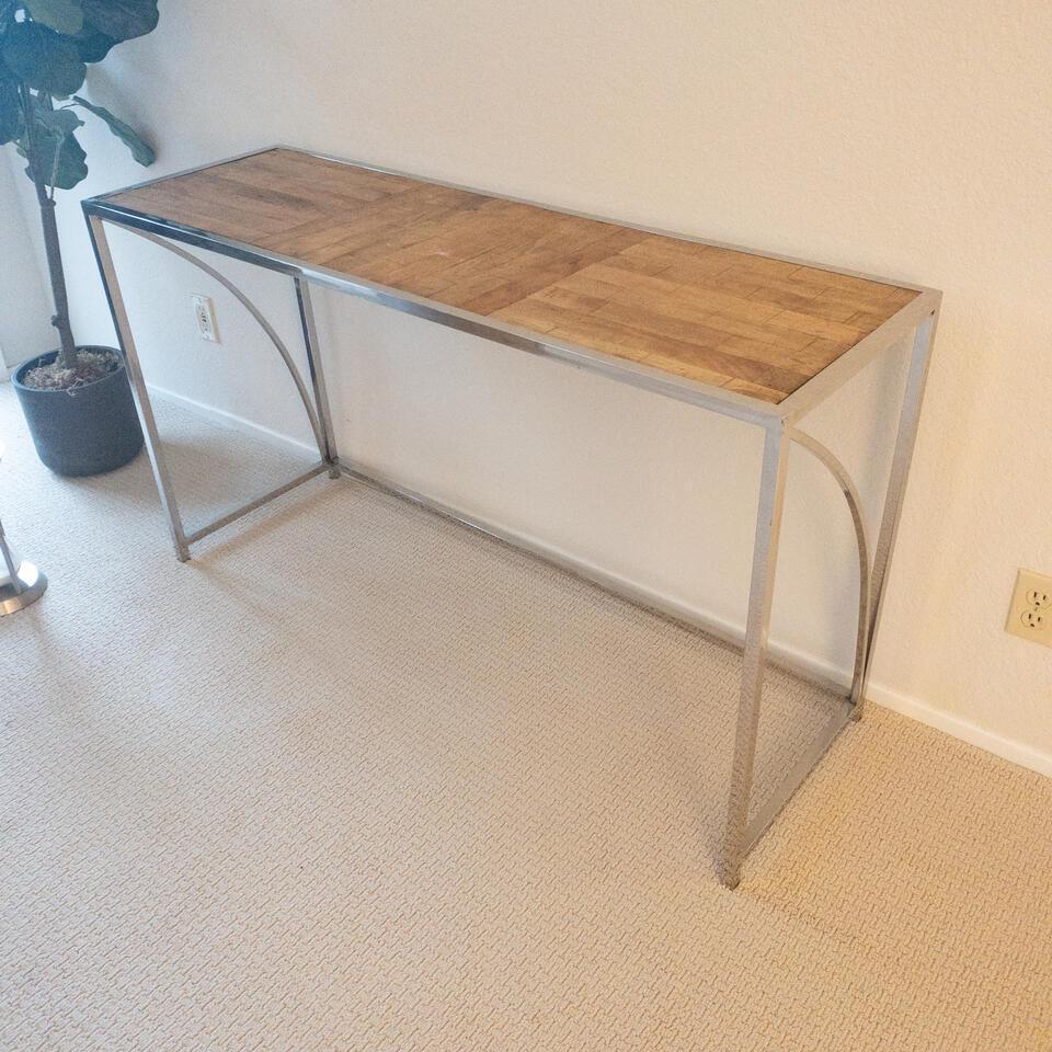 Silver And Brown Console: Silver and brown console NO SHIPPING AVAILABLE This will be a two (2) day sale Thursday & Friday Jan 19th & 20th. Online only.All items sold as is where is. There are No guarantees to functionality, c