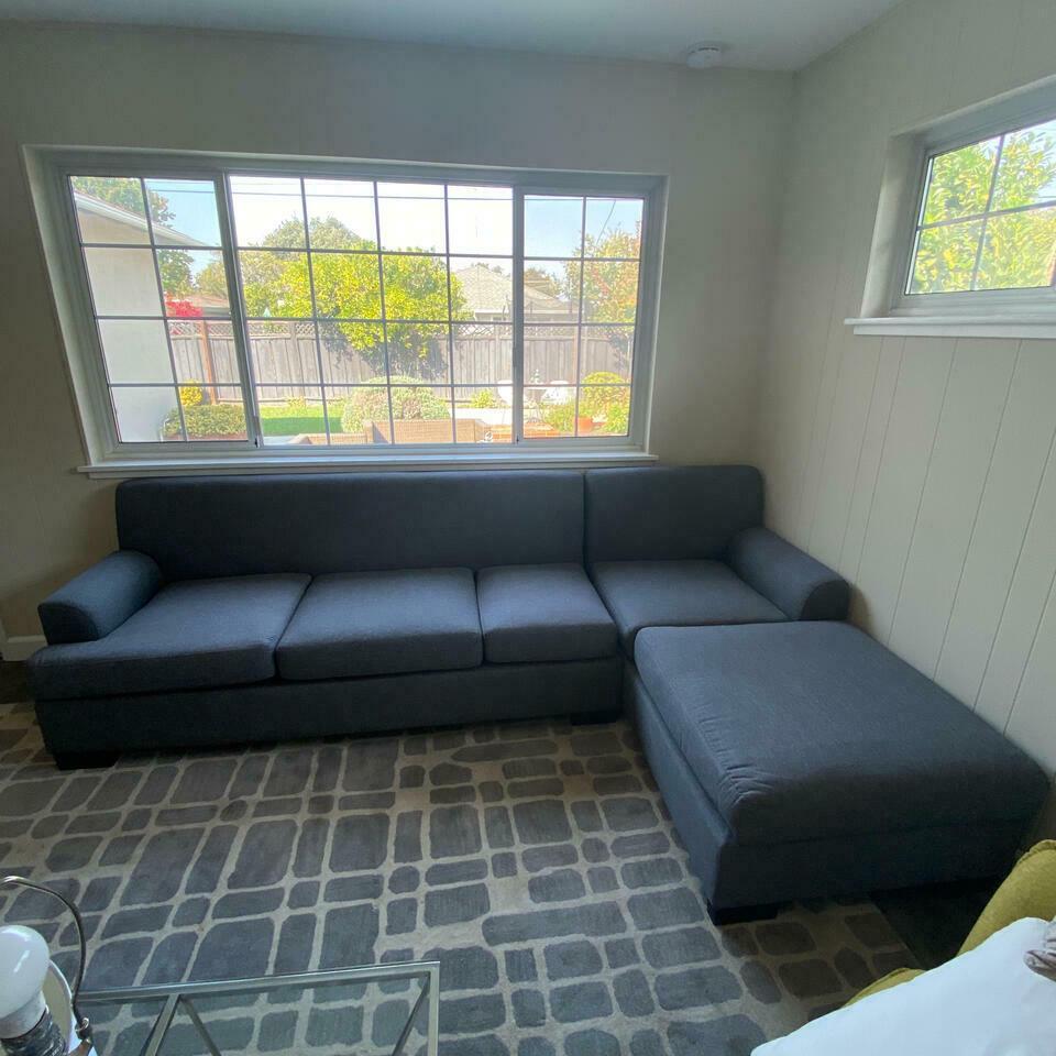 Sectional: Sectional Keywords: grey NO SHIPPING AVAILABLE This will be a two (2) day sale Thursday & Friday Jan 19th & 20th. Online only.All items sold as is where is. There are No guarantees to functionality, c