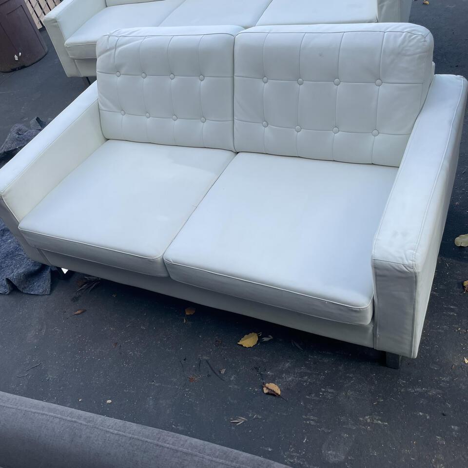 White Loveseat: White loveseat looks like leather NO SHIPPING AVAILABLE This will be a two (2) day sale Thursday & Friday Jan 19th & 20th. Online only.All items sold as is where is. There are No guarantees to functio