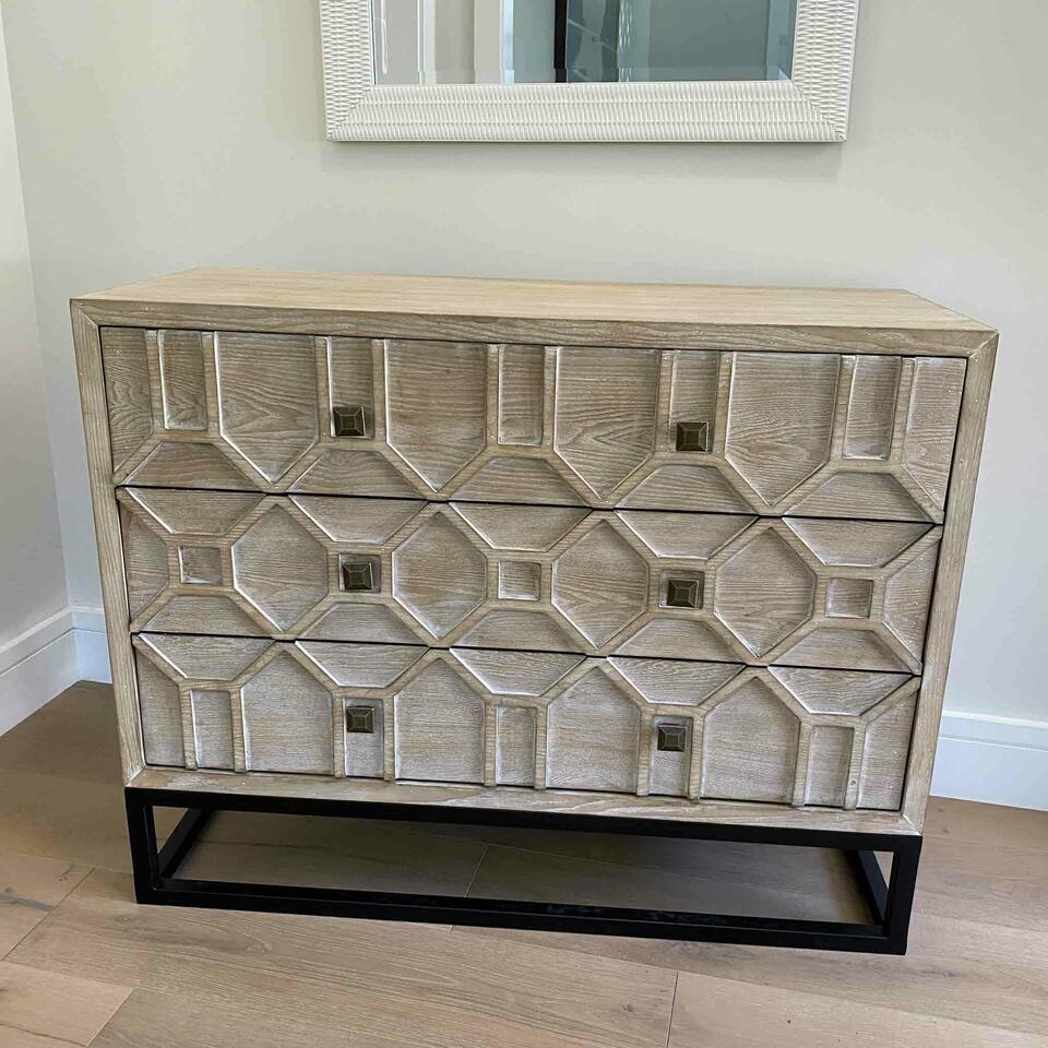 Small Cabinet (1 of 3)