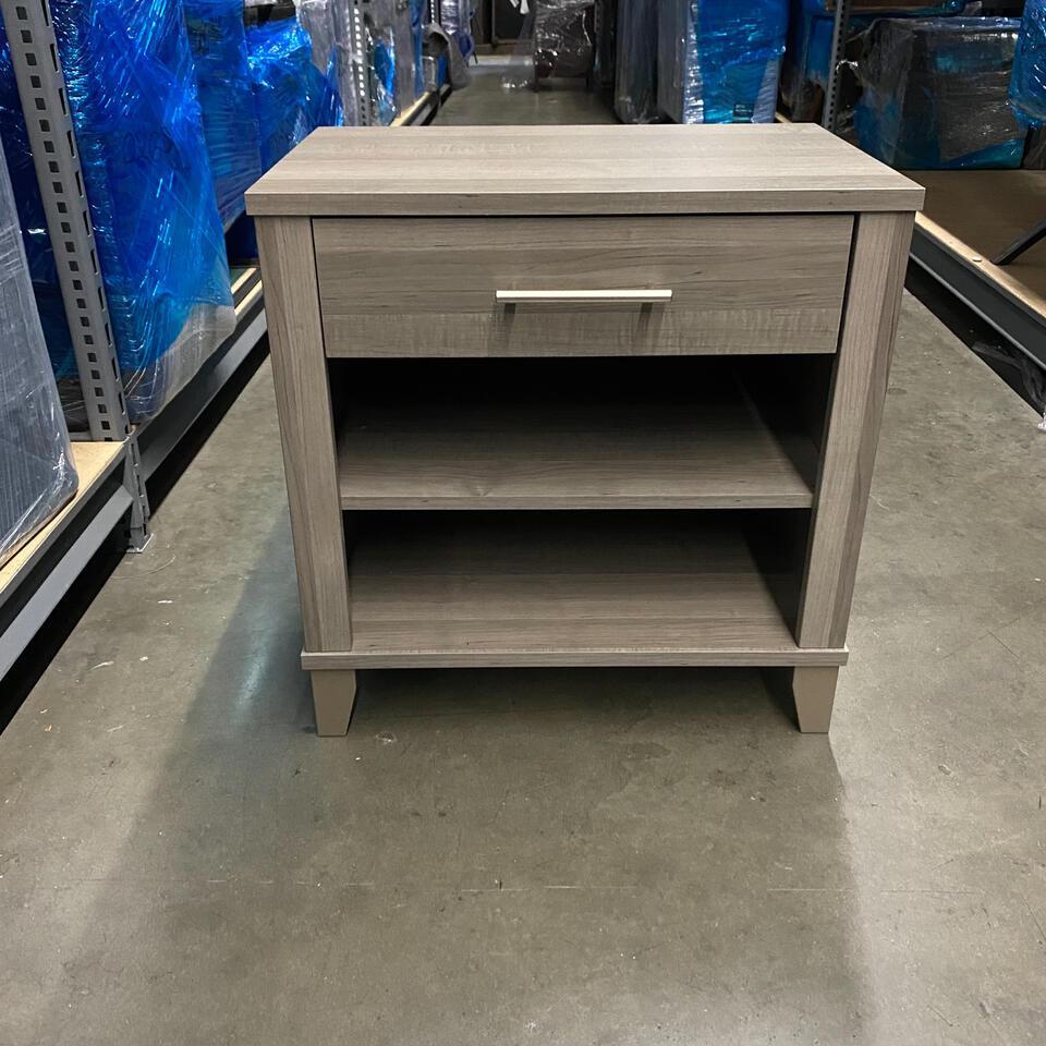 Pair Of Nightstands: Pair of Nightstands Keyword: Wood, light brown, grey-brown, gray-brown, 24x16x25 NO SHIPPING AVAILABLE This will be a two (2) day sale Thursday & Friday Jan 19th & 20th. Online only.All items sold as 