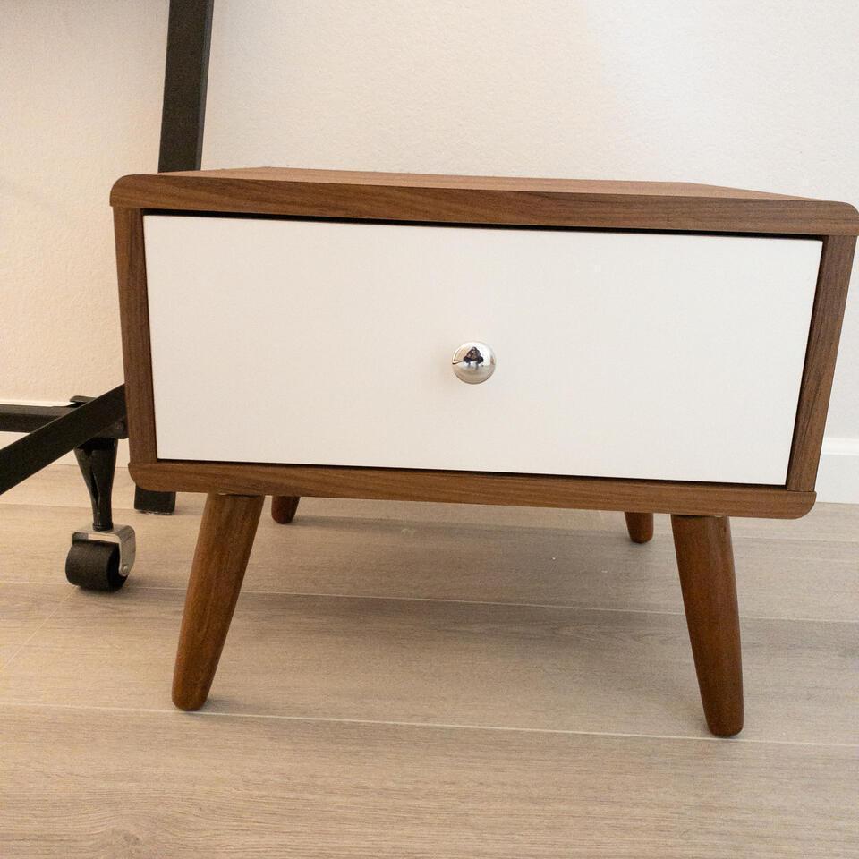 Pair Of Transmit Nightstands: pair of Transmit Nightstands 19x15.5x15.5 NO SHIPPING AVAILABLE This will be a two (2) day sale Thursday & Friday Jan 19th & 20th. Online only.All items sold as is where is. There are No guarantees to