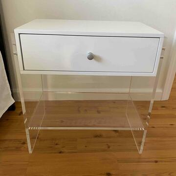 Pair Clear And White Nightstands (1 of 3)