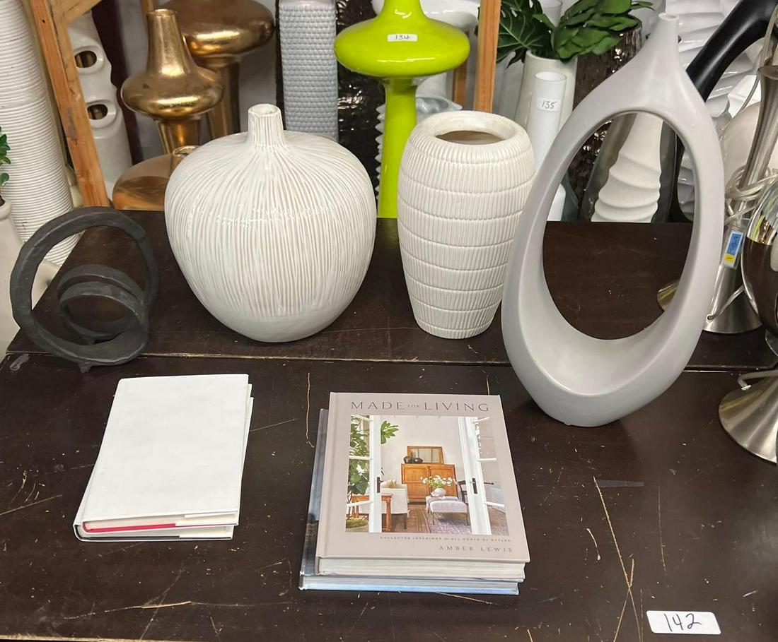 Lot Of 3 Vases, Sculpture, And Decorative Books: Lot of 3 vases, sculpture, and decorative books NO SHIPPING AVAILABLE This will be a two (2) day sale Thursday & Friday Jan 19th & 20th. Online only.All items sold as is where is. There are No guarant