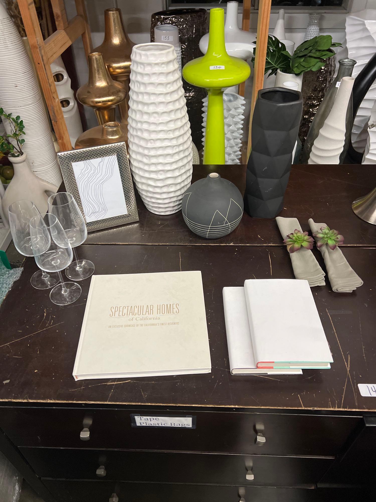 Lot Of Kitchen Items, Vases, Books (1 of 2)