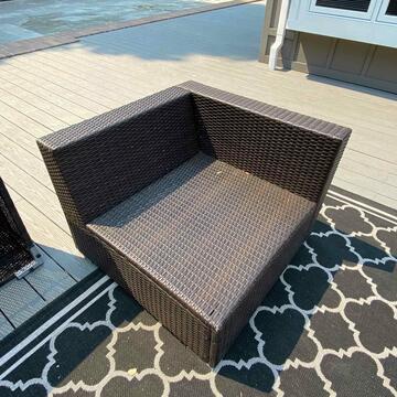 2 Brown Outdoor Sectional Corner Pieces (1 of 3)