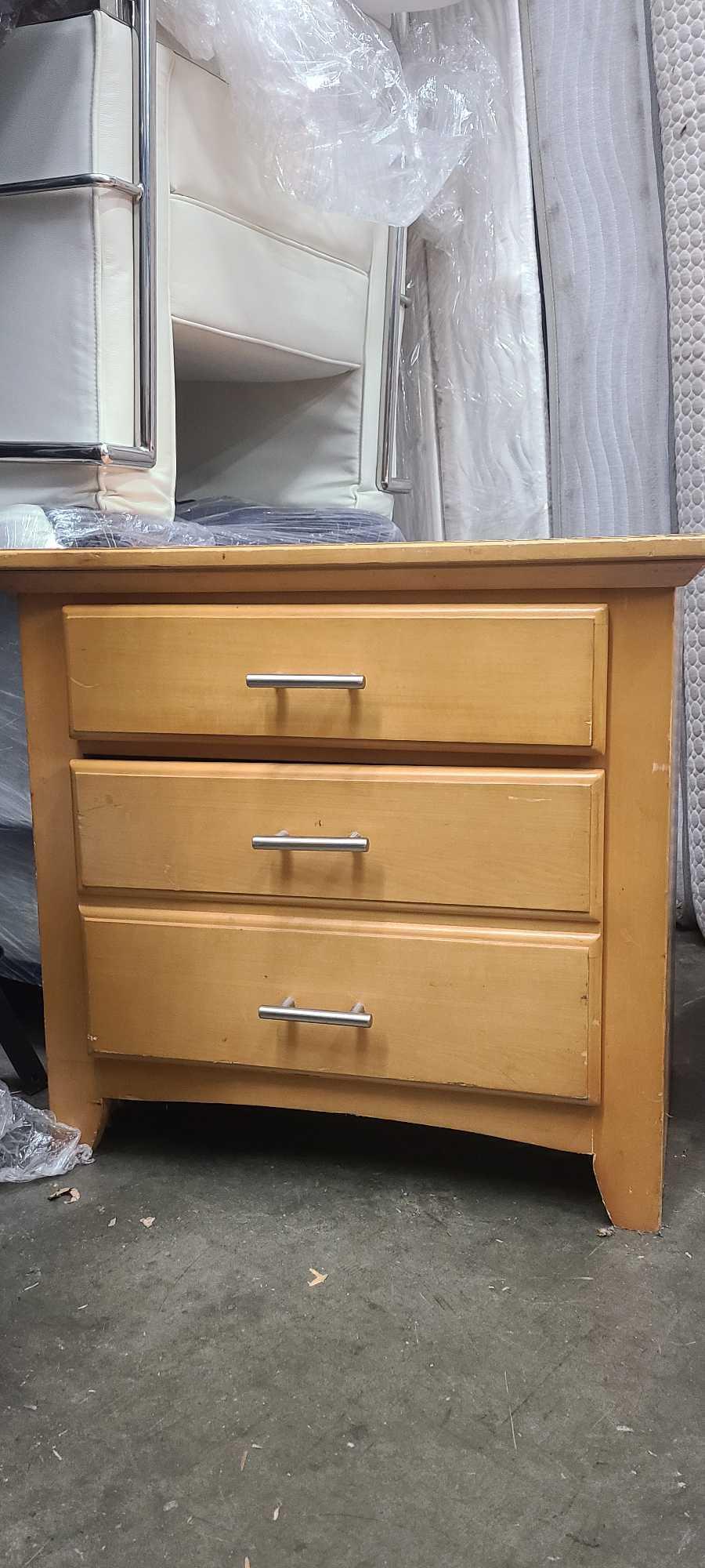 3 Drawer Wooden Nightstand: 3 Drawer Wooden Nightstand This will be a two (2) day sale Wed & Thr Jan 18th & 19th. Online only. Online only.All items sold as is where is. There are No guarantees to functionality, condition, or fi