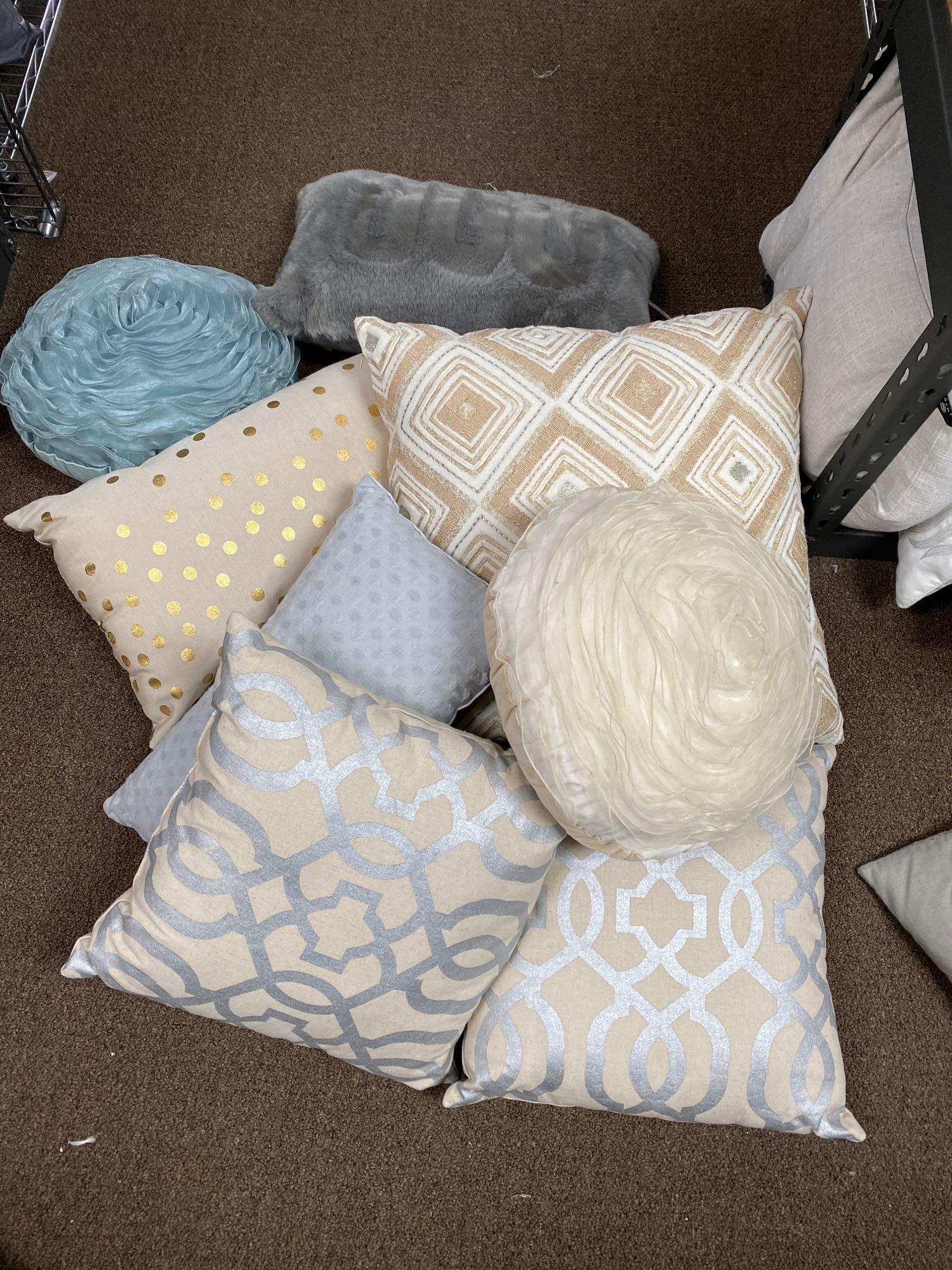 8 Gold And Silver Throw Pillows (1 of 5)