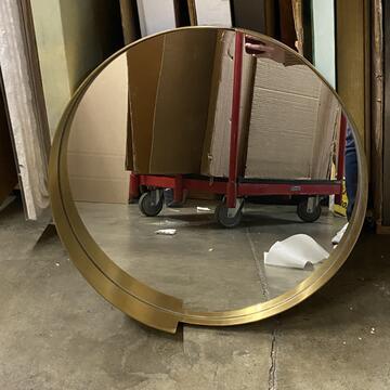 Small Round Gold Mirror (1 of 2)