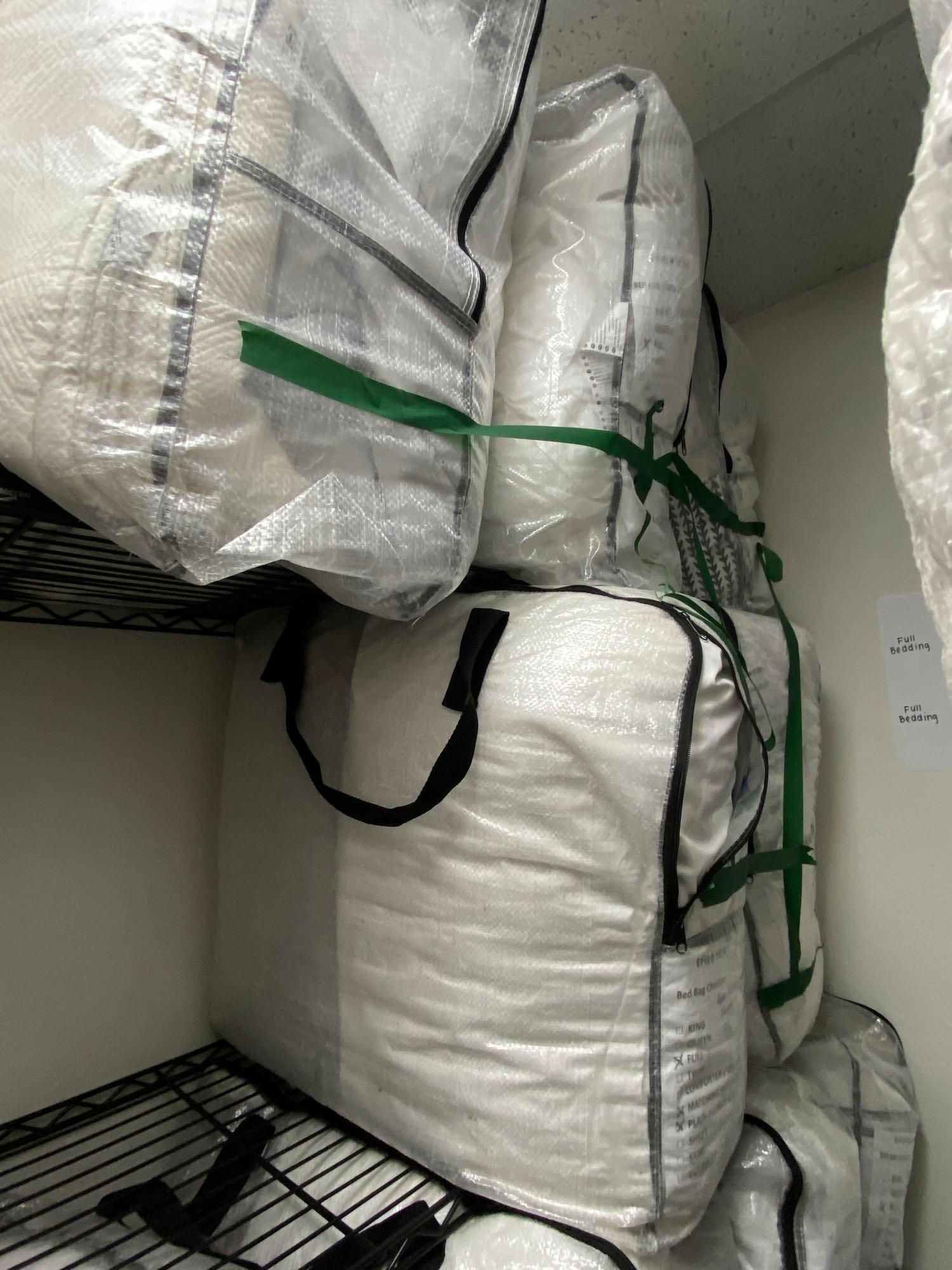 5 Full Sized Bag Bedding Sets (1 of 1)