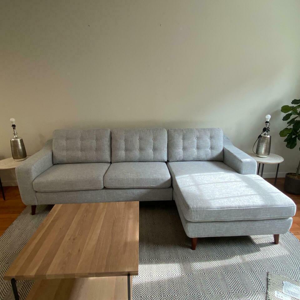 Grey Sectional With Chaise. (1 of 3)