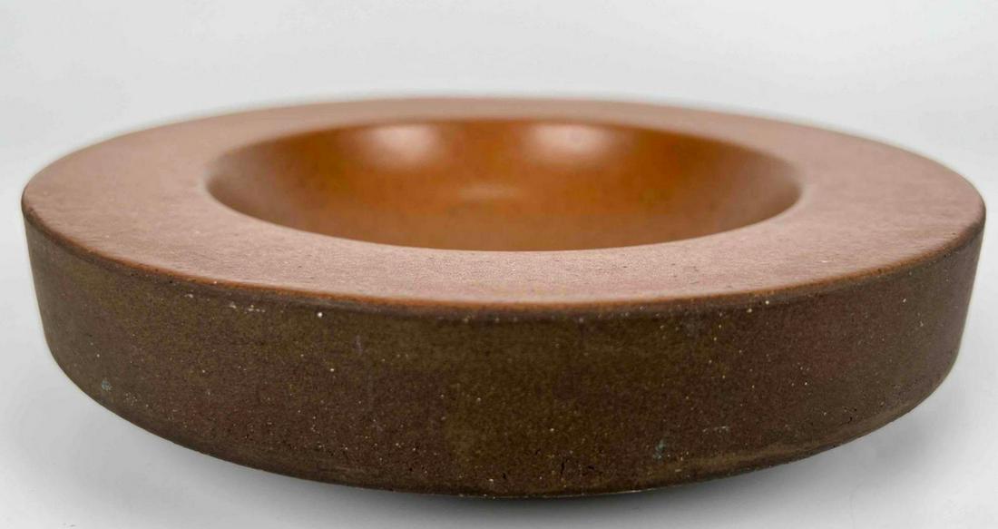 Lee Rosen for Design Technics Mid Century Modern Floating Ceramic Bowl: Lee Rosen for Design Technics Mid Century Modern Floating Ceramic Bowl. Excellent Architectural Geometric Form in Fine Art Pottery. Approximately 8.75W x 1.875H in.