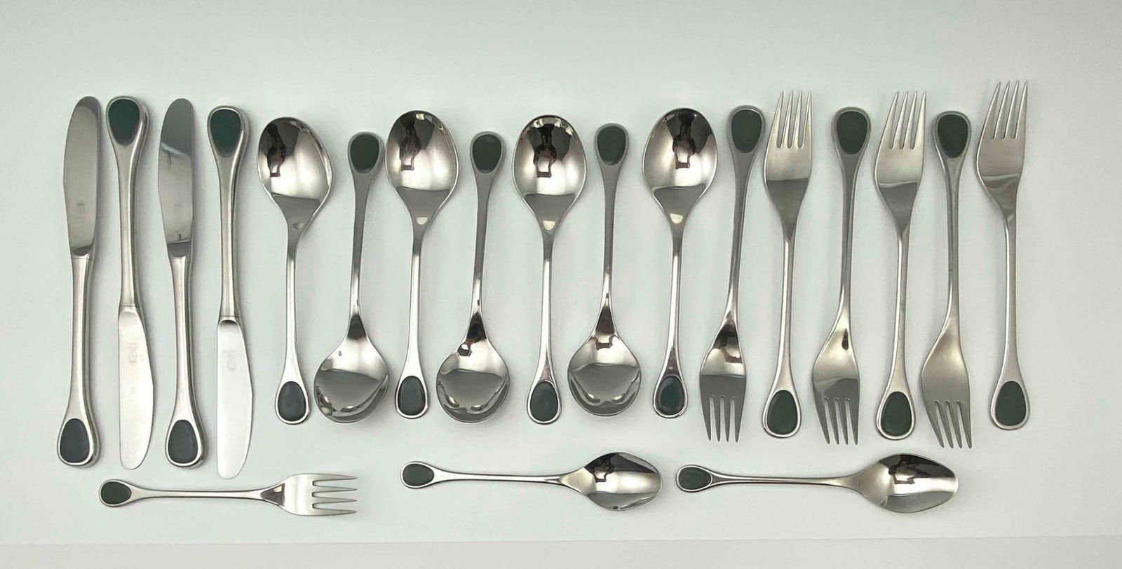 20 Piece Furst and Furosil Happy Day Flatware Set (1 of 20)