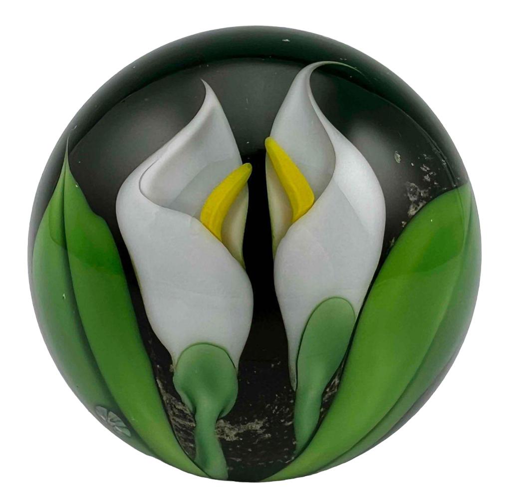 Orient & Flume Calla Lily Art Glass Paperweight (1 of 15)