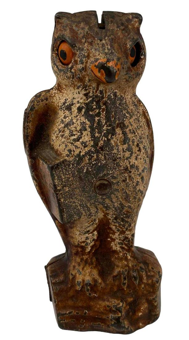 1920's Kilgore Cast Iron Mechanical Owl Bank With Moveable Eyes (1 of 13)