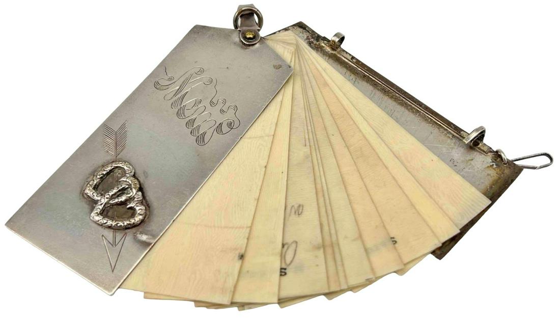 Antique Fold Out Memo Pad Or Dance Card (1 of 17)