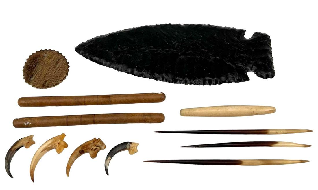 Large Hand Made Obsidian Arrowhead & Tribal Artifacts (1 of 13)