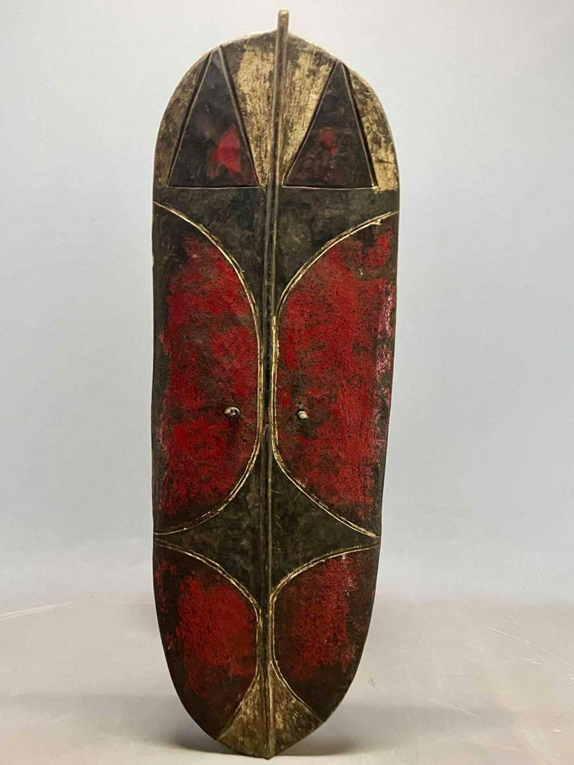 Large New Guinea Highlands Painted Wooden Shield (1 of 15)