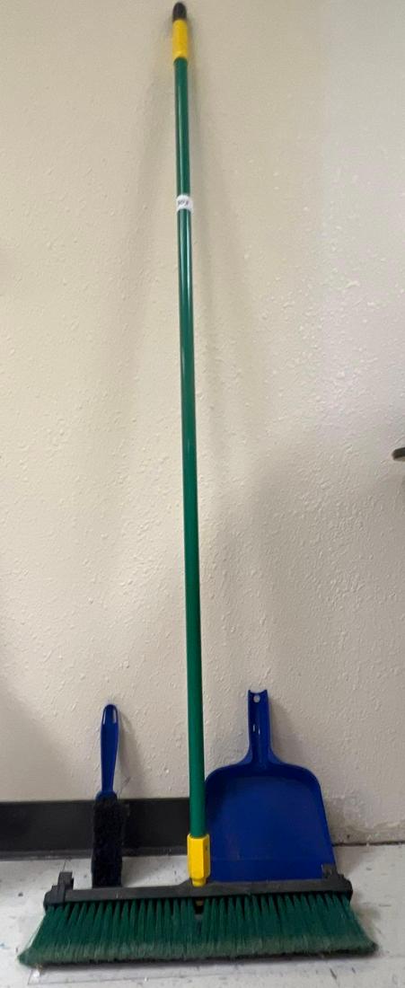 Push Broom With Dustpan And Hand Brush (1 of 2)