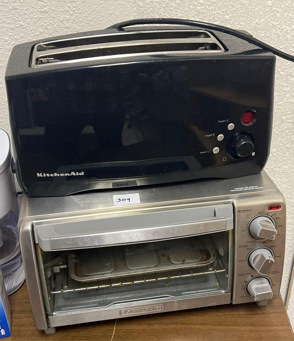 Microwave Oven And Toaster (1 of 1)