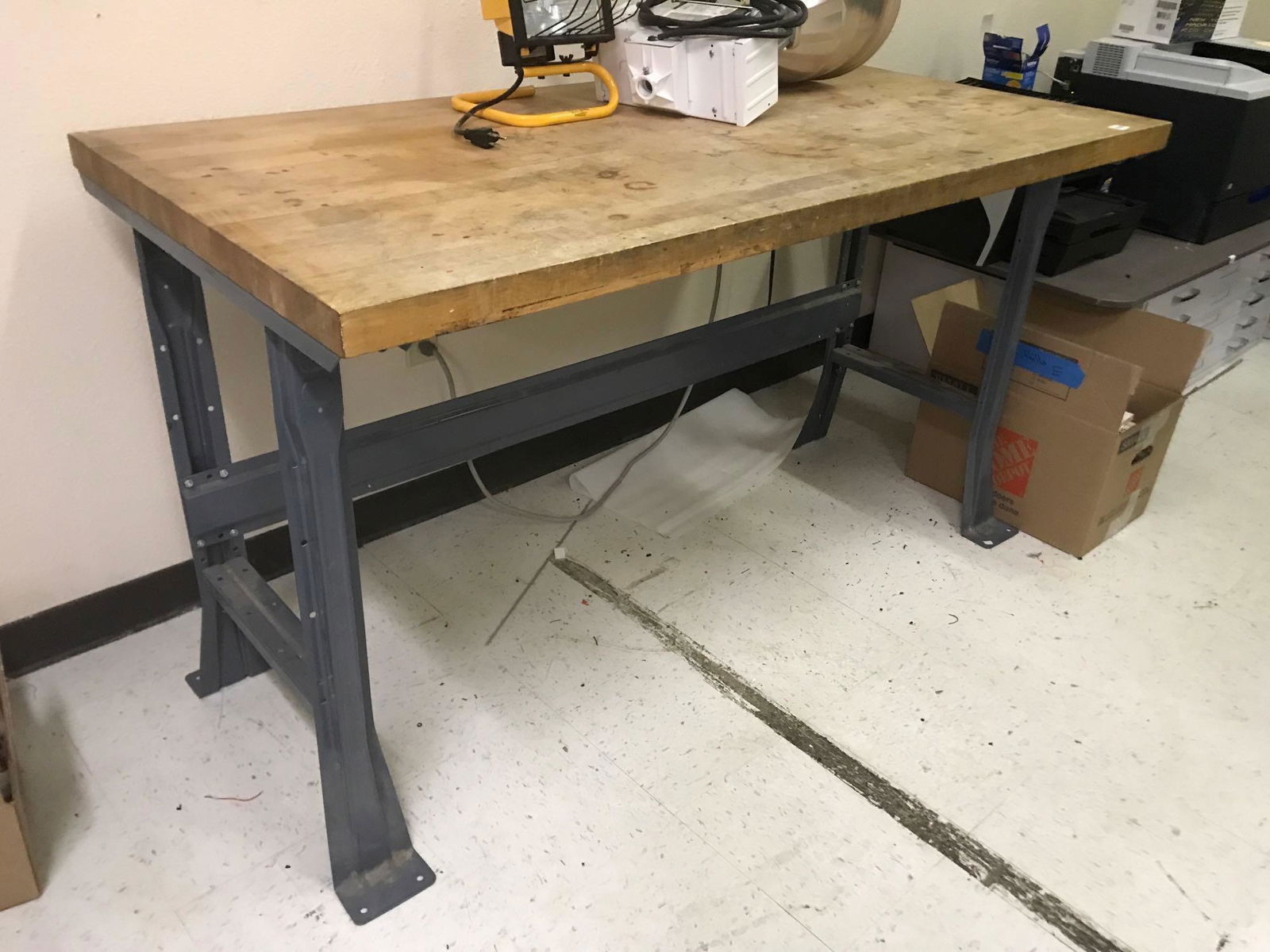 Soft Table With Light And Attached Power Strip (1 of 3)