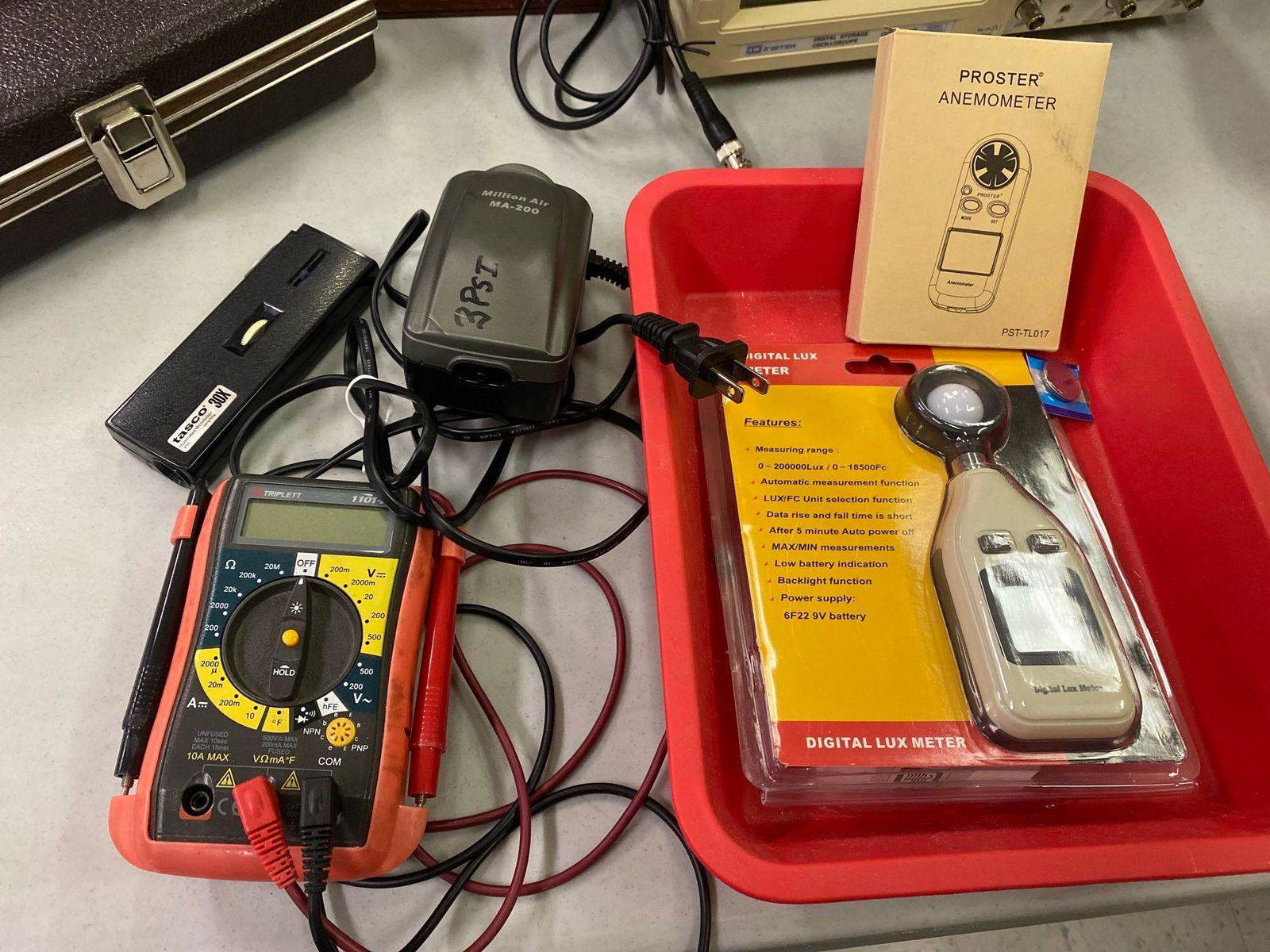 Lot Of Machinistâ€™S Gauges And Illuminated Microscope (1 of 8)