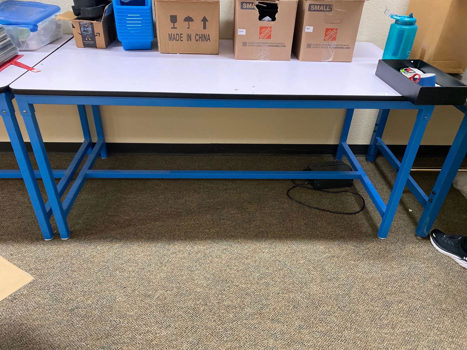 6 Ft Work Bench (1 of 2)