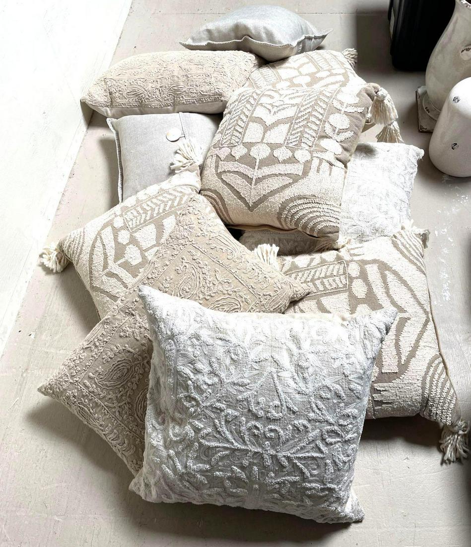 No Shipping  Lot Of Neutral Throw Pillows (1 of 4)
