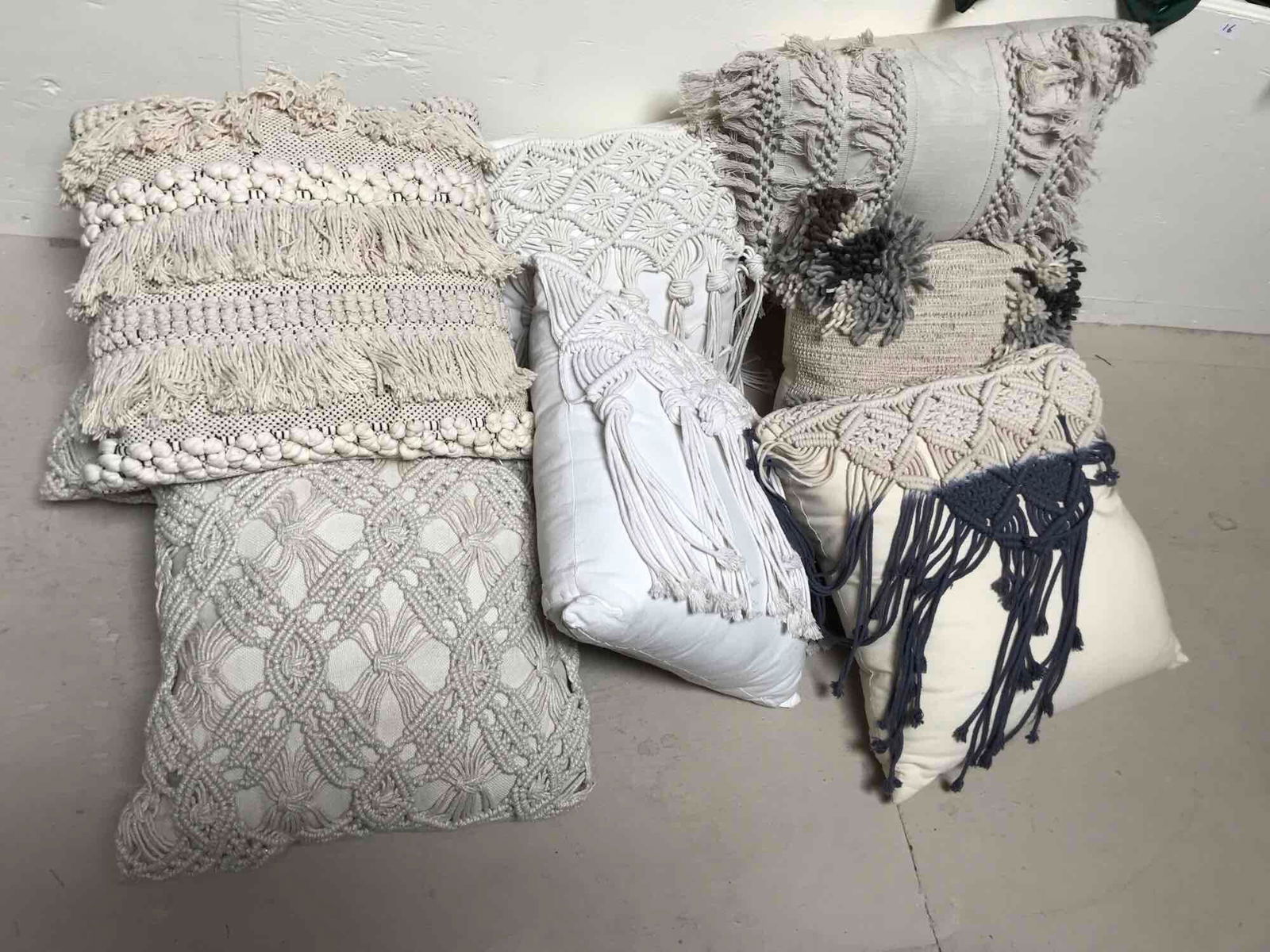 No Shipping  Lot Of Neutral And Navy Throw Pillows, Including Macrame (1 of 5)