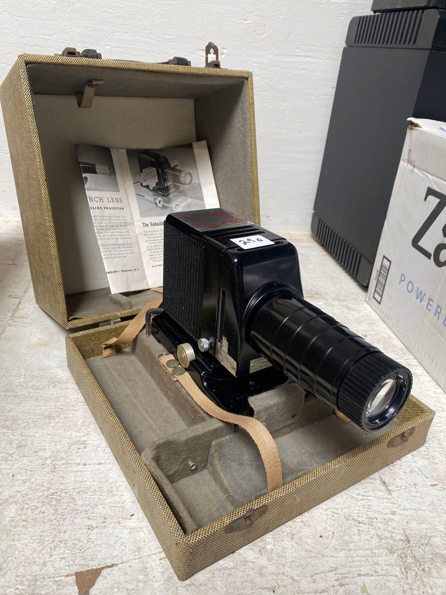 No Shipping Vintage Kodaslide Projector: LOCAL PICK UP ONLY, WESTSIDE SANTA CRUZ, 95060 LOCAL PICK UP ONLY, WESTSIDE SANTA CRUZ, NO SHIPPING, Vintage Kodaslide Projector. Unknown Running Condition NO SHIPPING AVAILABLE All items sold as is w