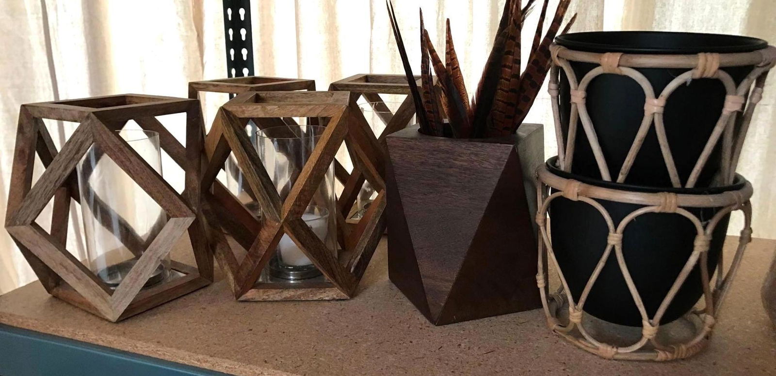 No Shipping  Lot Of Wooden Lanterns & Rattan Planters (1 of 5)