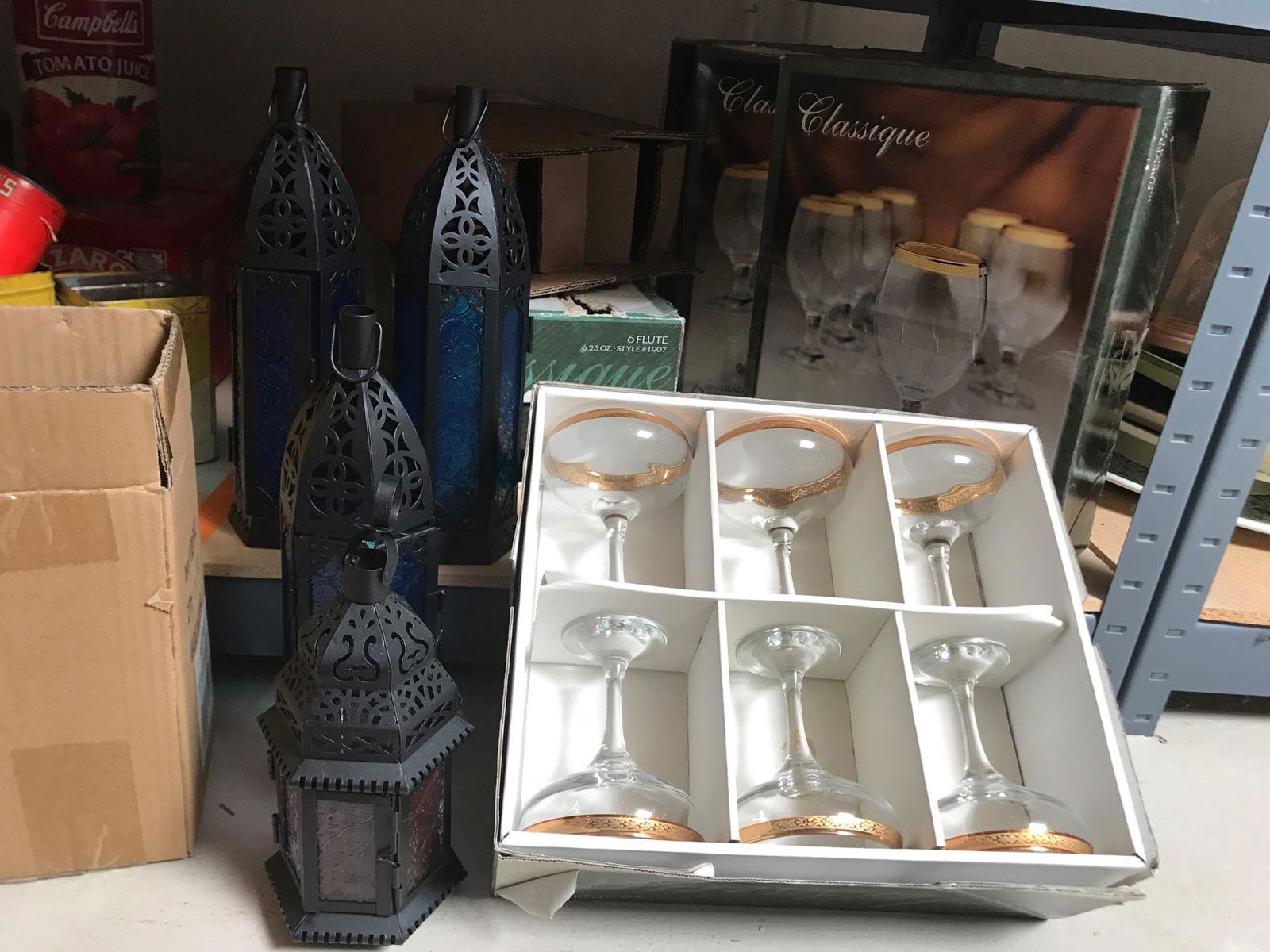 No Shipping  Lot Of Gold Rimmed Stemware & Glass And Metal Lanterns (1 of 7)