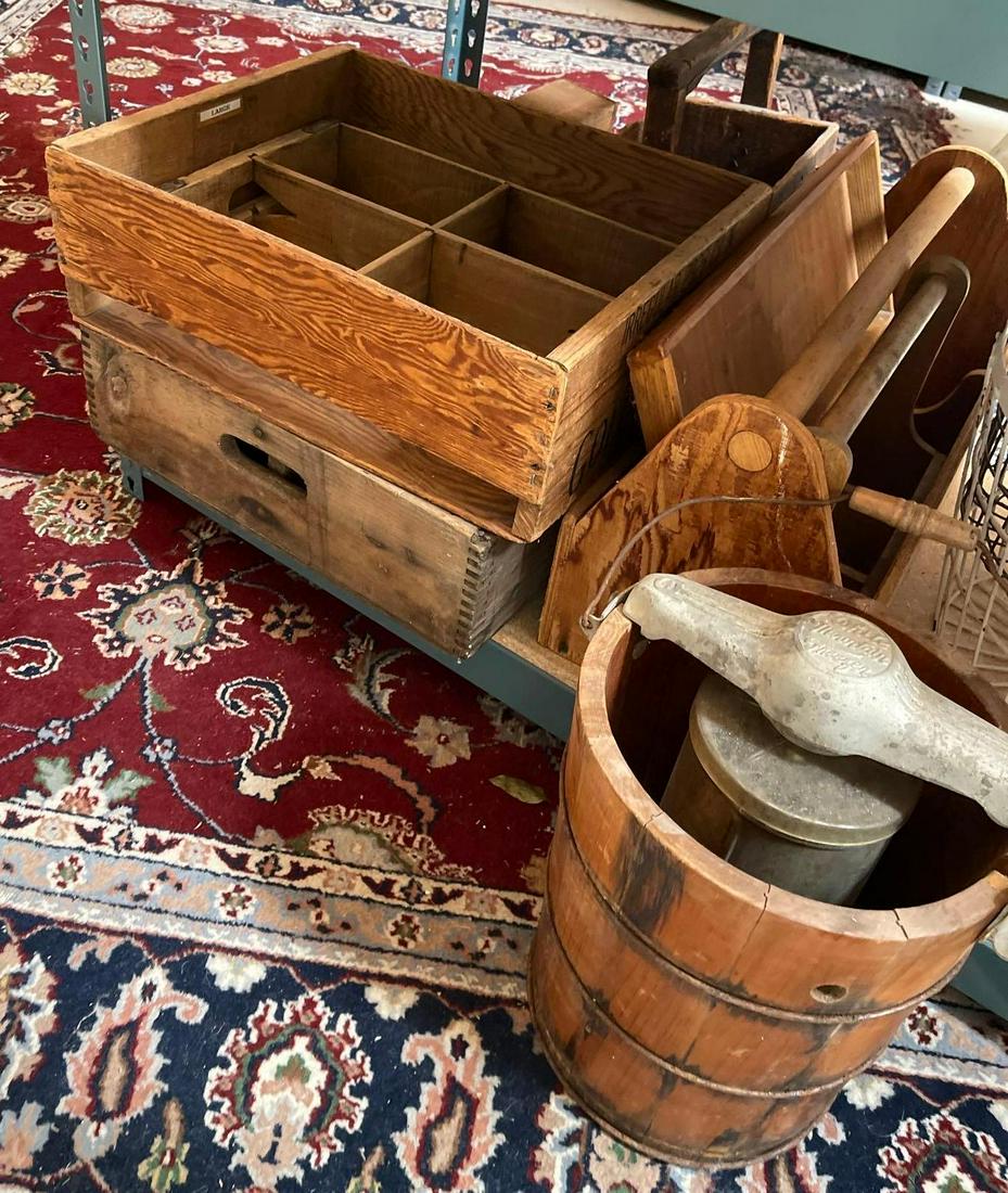 No Shipping   Vintage Toolboxes Boxes And Ice Cream Maker (1 of 5)